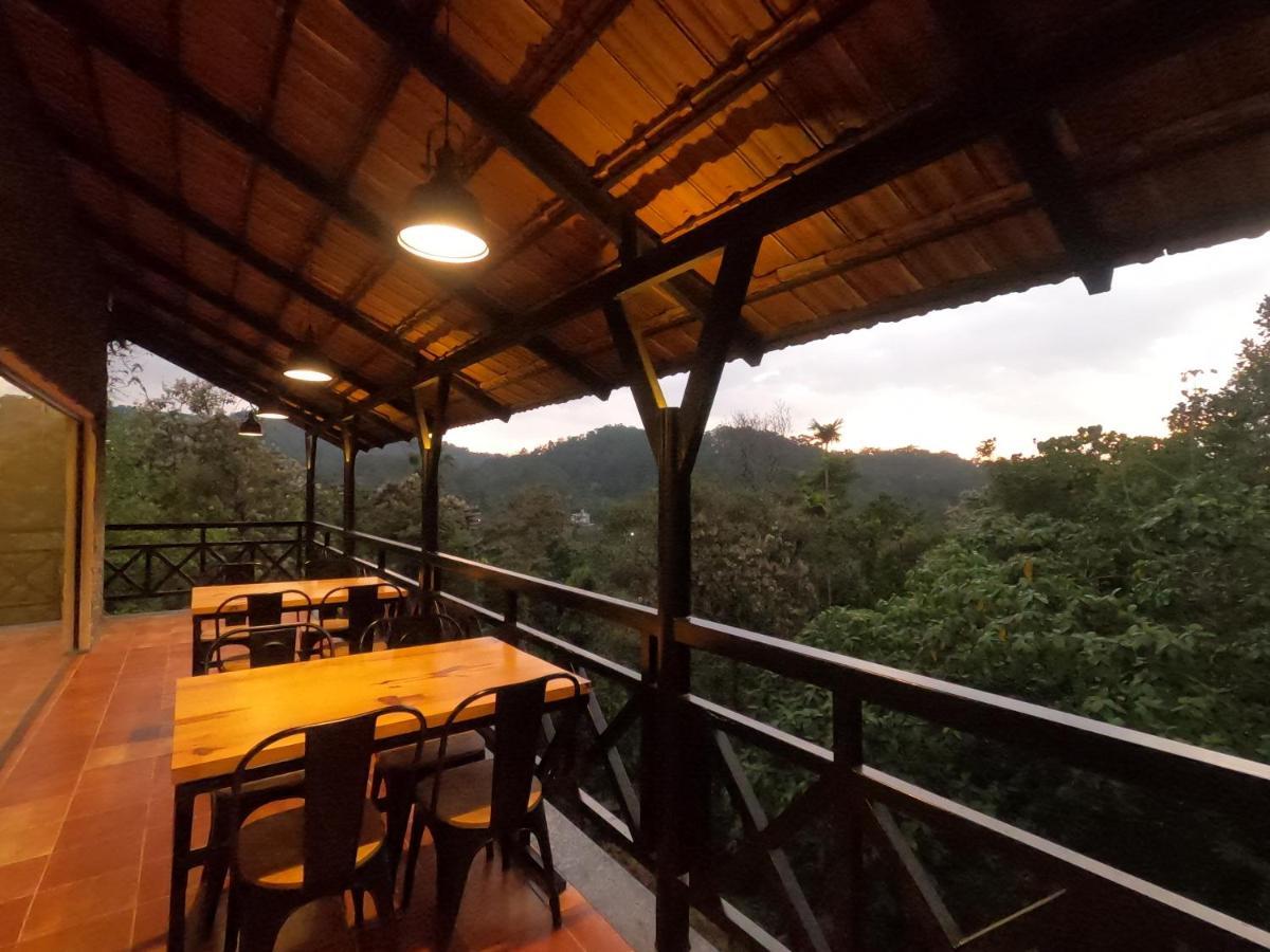 Hotel The Wild Trails Clarks Exotica , Munnar Exterior foto
