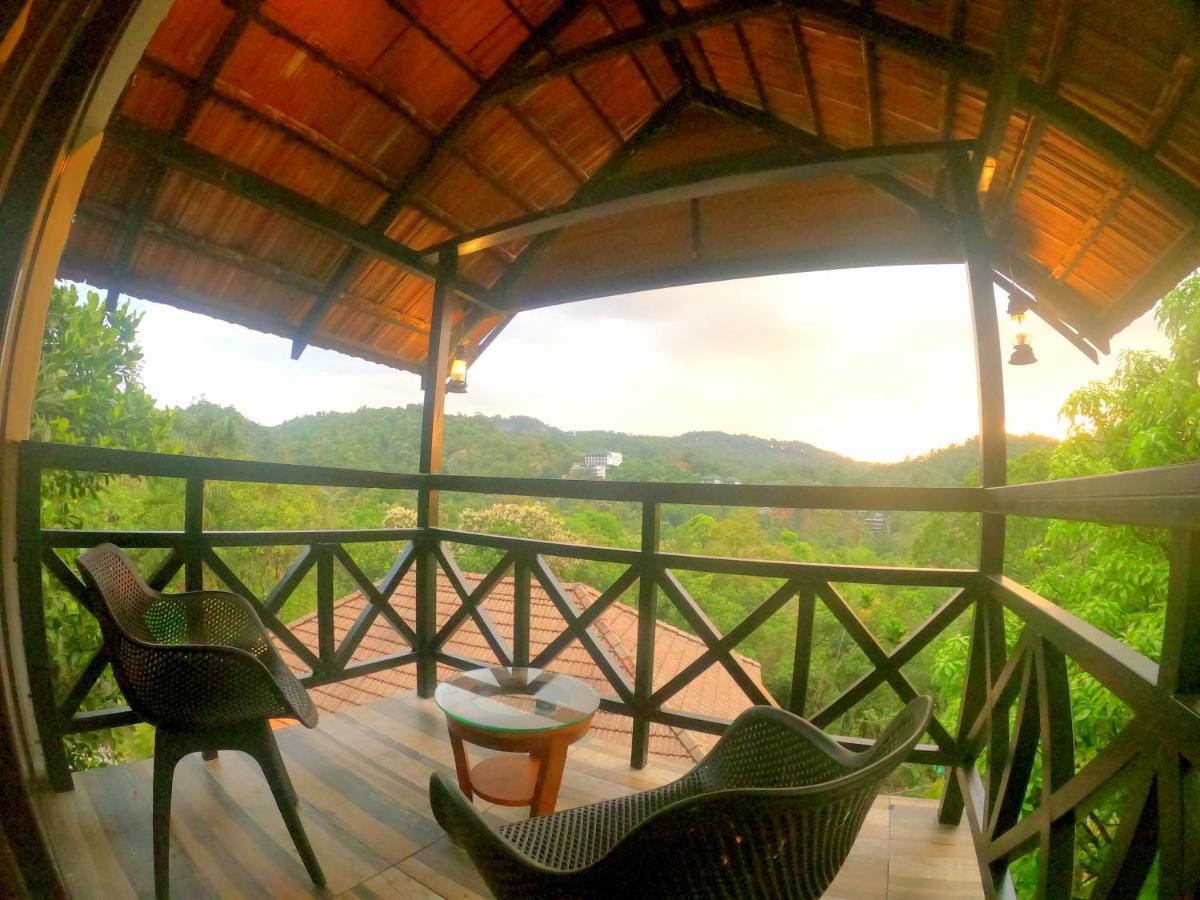 Hotel The Wild Trails Clarks Exotica , Munnar Exterior foto